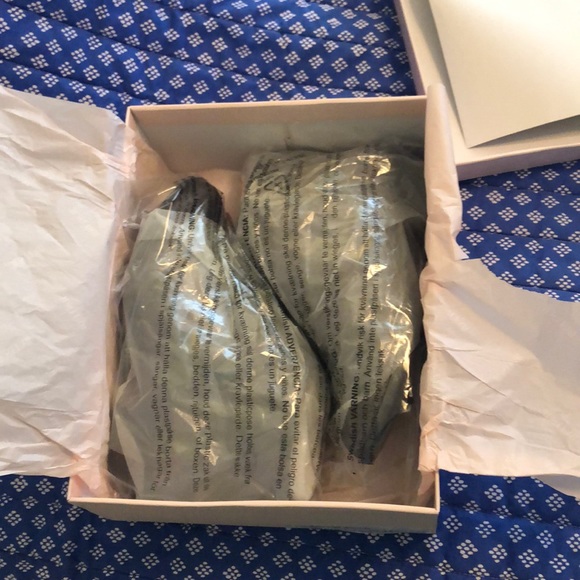 ‼️BRAND NEW‼️ JustFab Metallic Elisha Booties - Picture 6 of 6